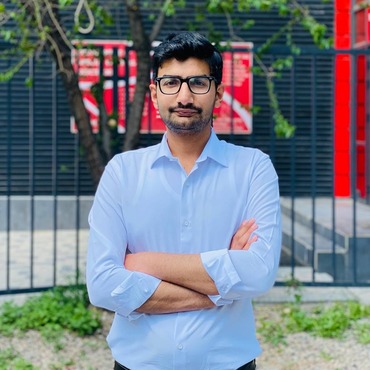 Dr. Amjad Iqbal